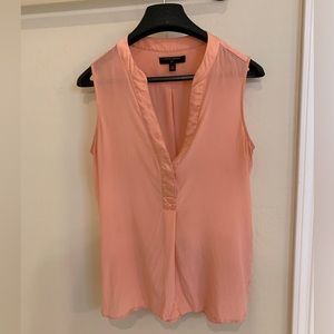 Banana Republic sleeveless blush v neck tunic blouse S